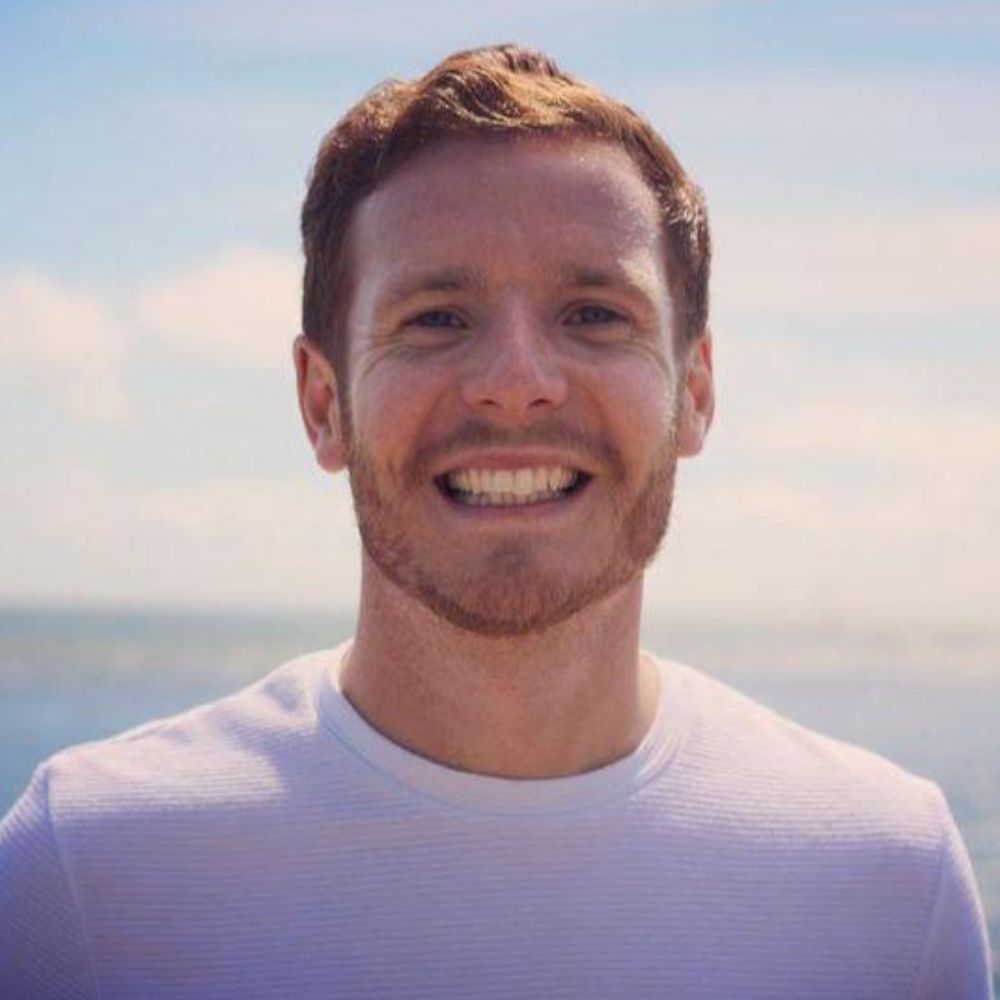 Daniel Carter headshot